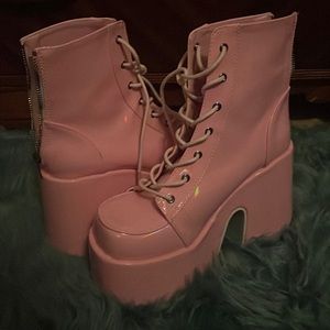 Camel-203 BABY PINK HOLOGRAM platforms